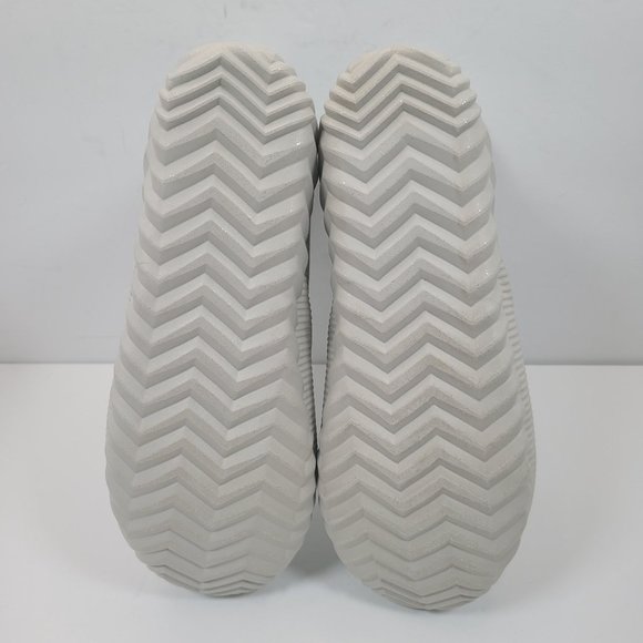 Sorel x Disney Frozen Out N About Women's Silver Boots US Size 7.5 - Picture 10 of 11